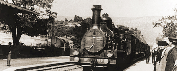 مشهد من فلم «وصول القطار إلى المحطة»