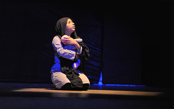 الإنترنت وسيلتي للخروج من دائرة العقبات التي تواجه المسرحيين