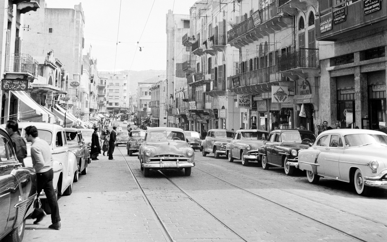 محمود درويش في أطياف ناقصة (8)