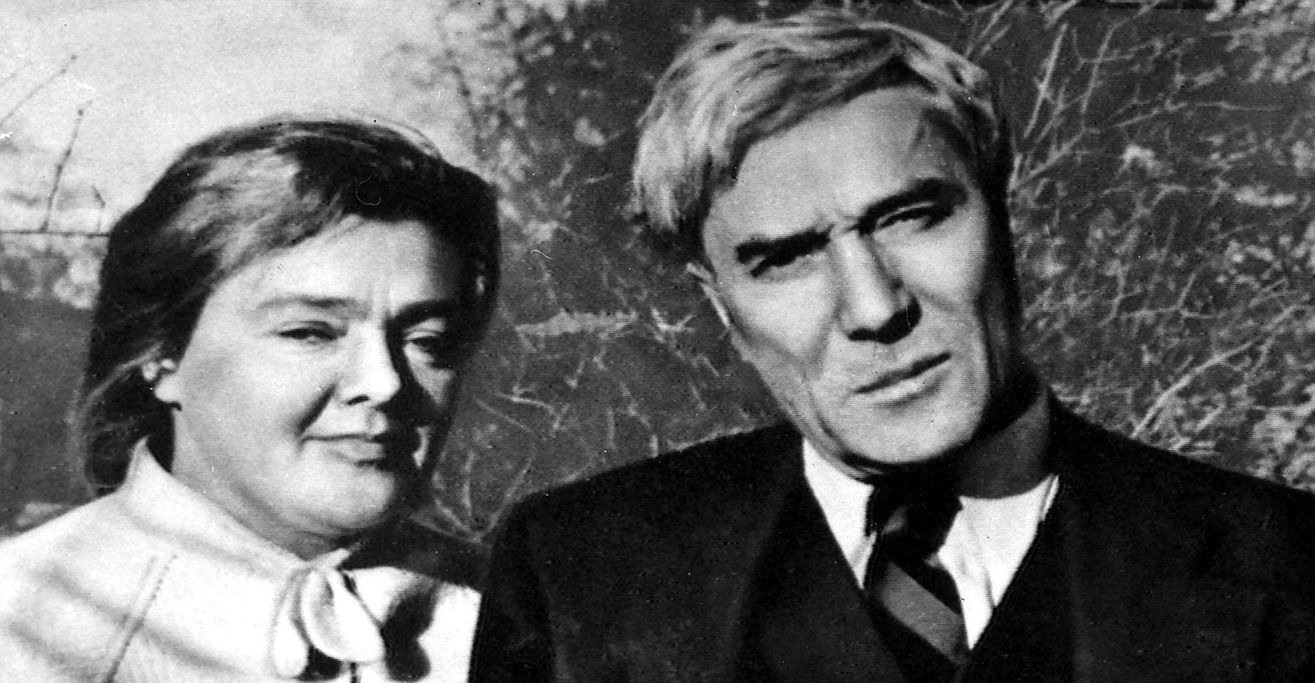 أولغا إيفينسكايا… عشيقة باسترناك ومصدر إلهامه اعتُقلت وعاشت مهانة بسببه وصودرت رسائلها ومخطوطاتها