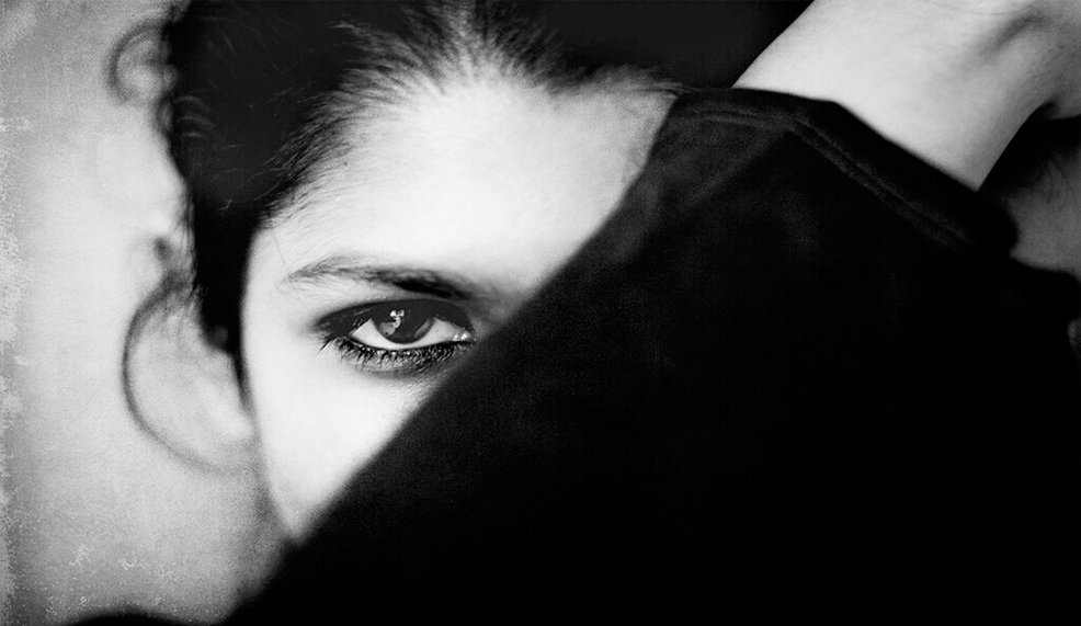 لماذا يا هيلين؟!