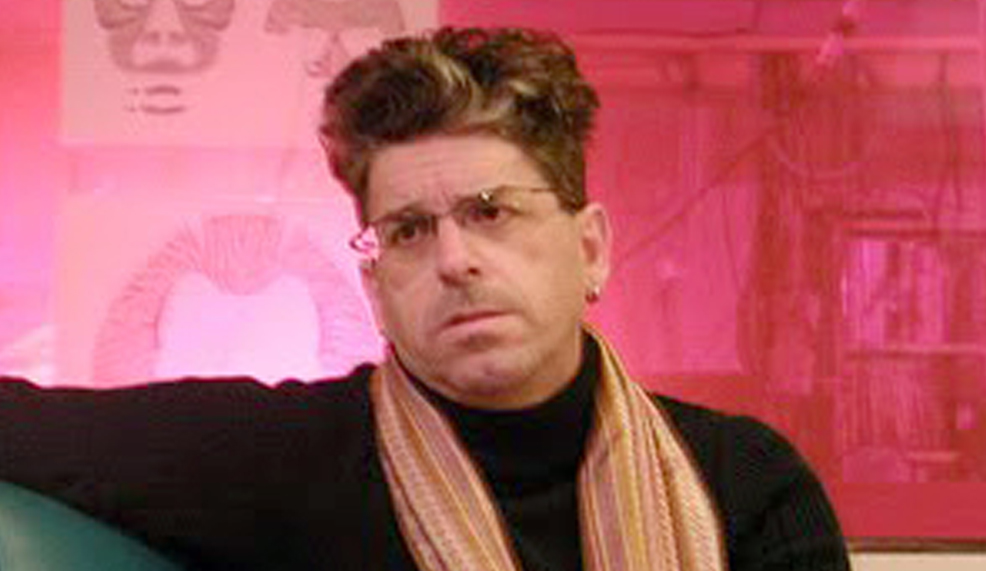 الشاعر والمترجم الأميركي غاي بِينيت: أُومِنُ بأهمية الحوار مع العالم العربي، ثقافيًّا كان أو غيره