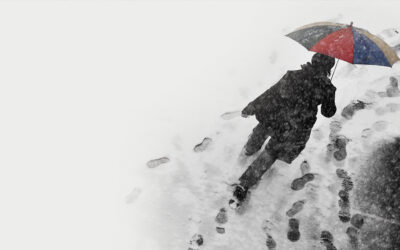 حياة تخرج قليلة بين شفتينا