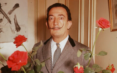 سلفادور دالي: منحني الجنرال فرانكو أعلى وسام يمكن أن يُمنح لفنان حي