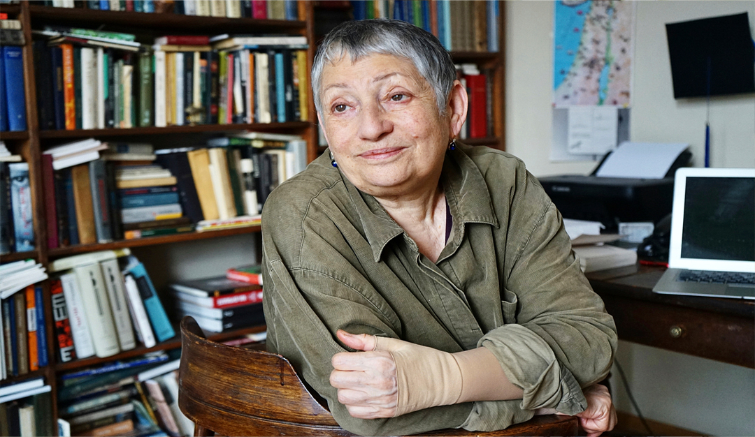 لودميلا أوليتسكايا: ضمير روسيا والرمز الشامخ في سماء الأدب الروسي المعاصر