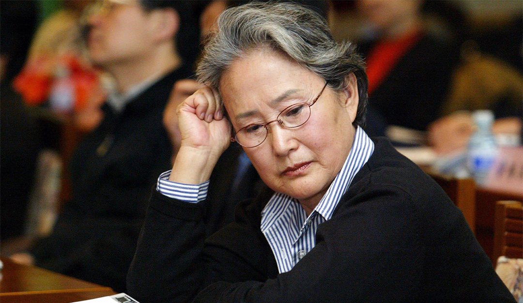 تشانغ جيه: رؤية واسعة ومهيبة إزاء الواقع والتاريخ واستدعاء الماضي المنسي