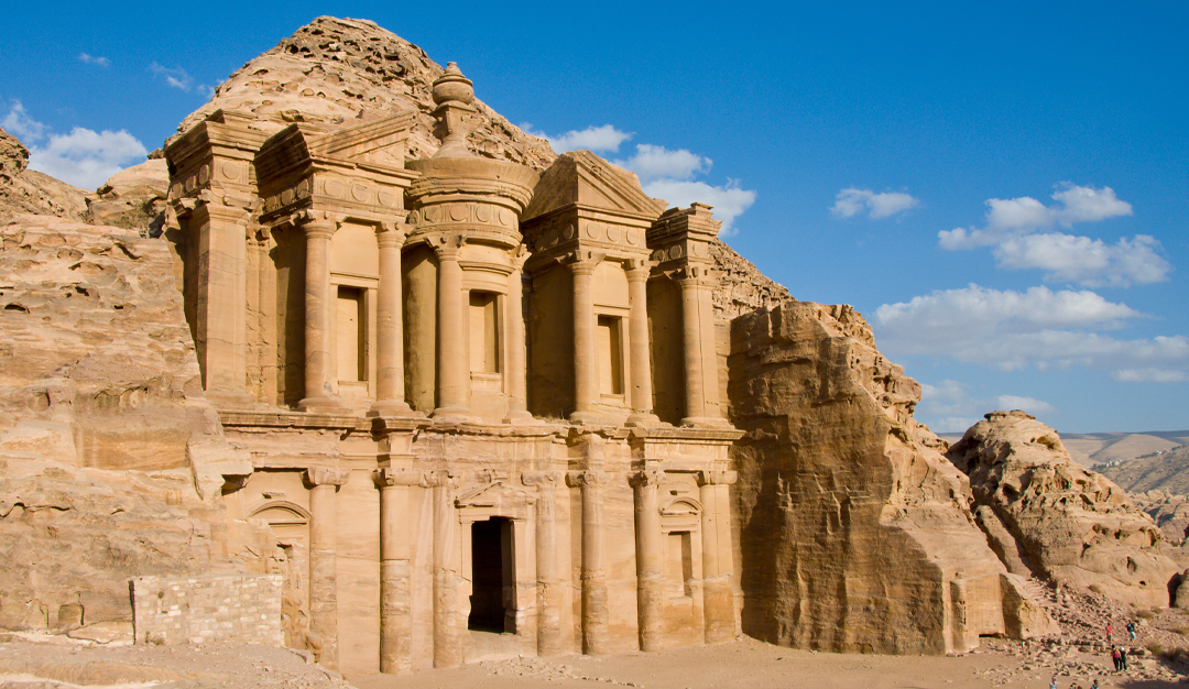 البترا بلاغة الحجر