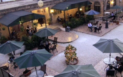 المقهى مرآة لتبدل مجتمع وعصر