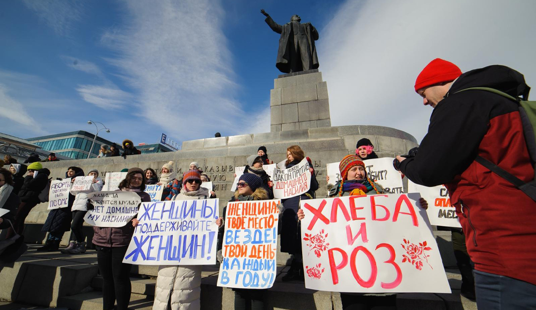 الحركة النسوية الروسية في مواجهة الكرملين والكنيسة