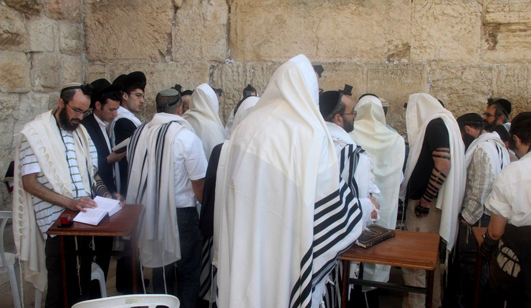 في معنى اليهودي اليوم… ثبات الهويّة وتحوّلاتها