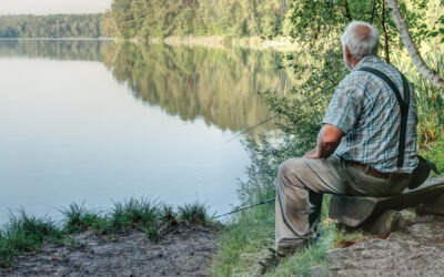 حينما انتبه العجوز