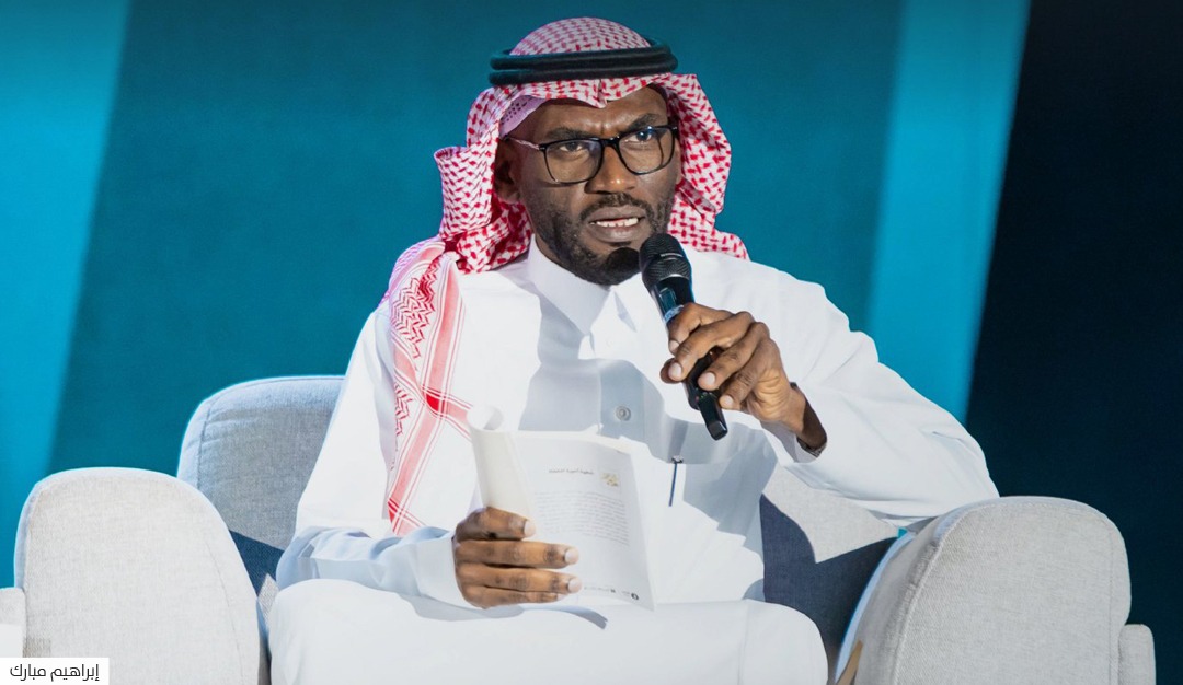 تجربة الشاعر إبراهيم مبارك… شعر ينفتح نصيًّا